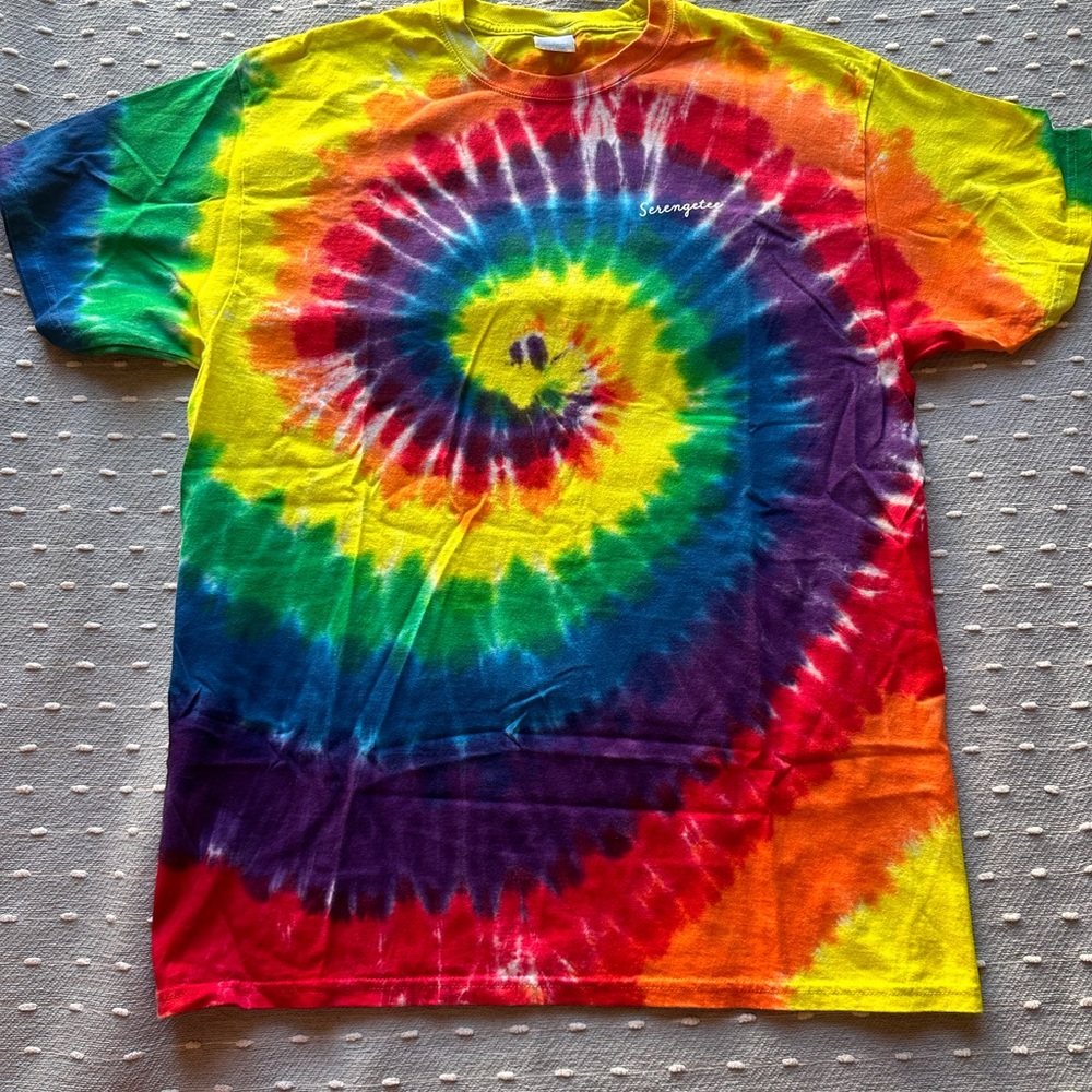 Vibrant Red and Orange Short Sleeve Tee